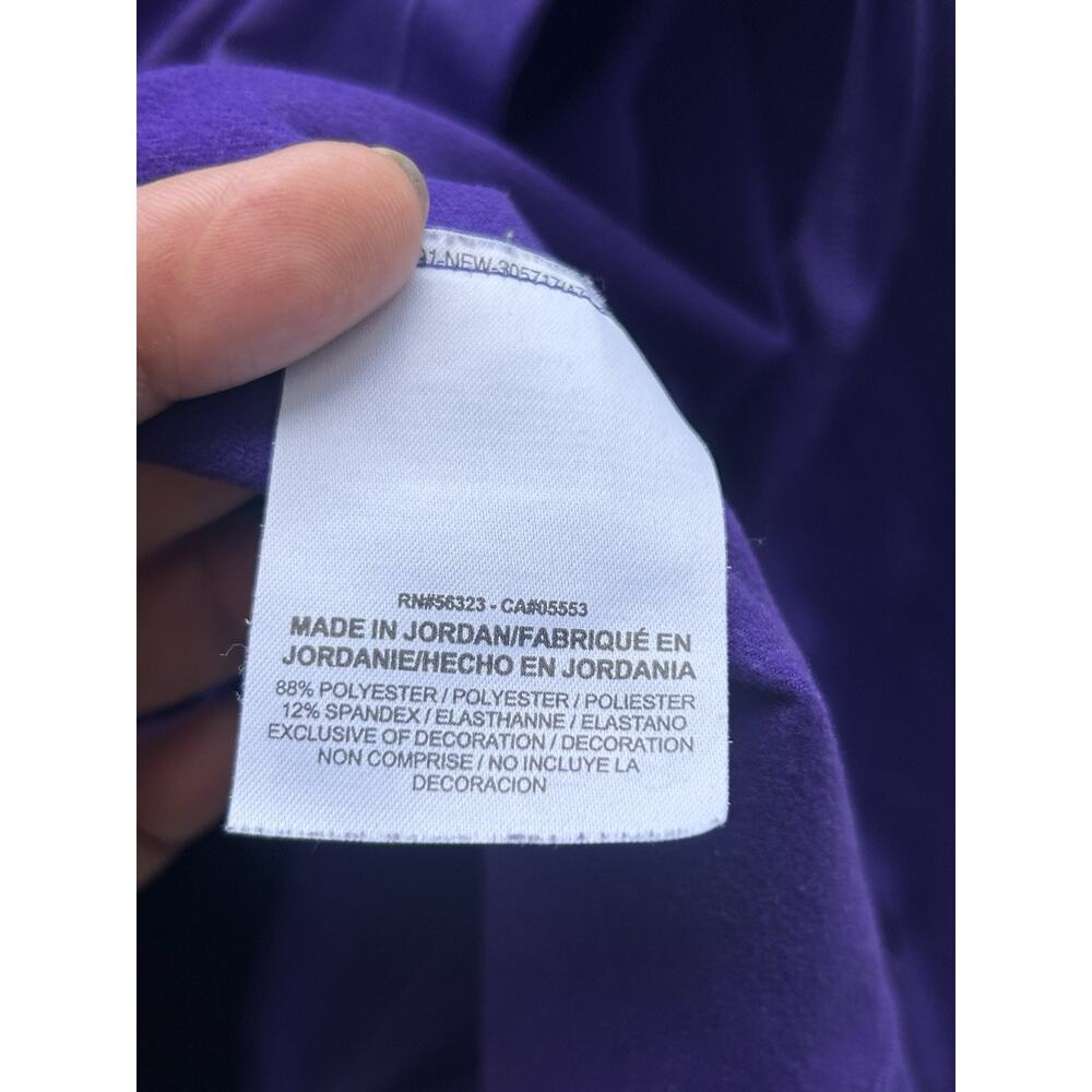 Nike Pro Dri-FIT 1/4 zip athletic pullover. - Picture 3 of 7